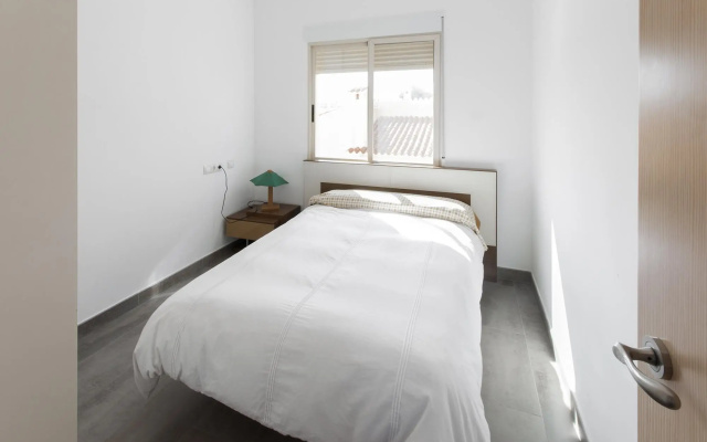 LLEBEIG 2 - Apartment with sea views in OLIVA. Free WiFi