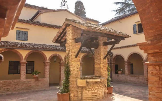 La Loggia Historic Resort