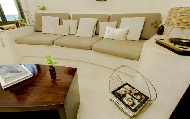 Mezzanine by La Zebra, an SLH Hotel