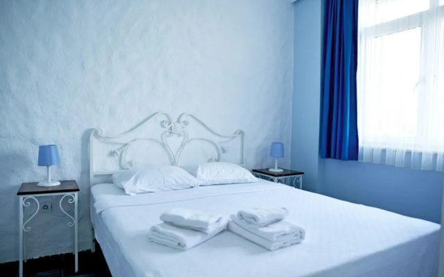 Zeytin Arası Apart Otel