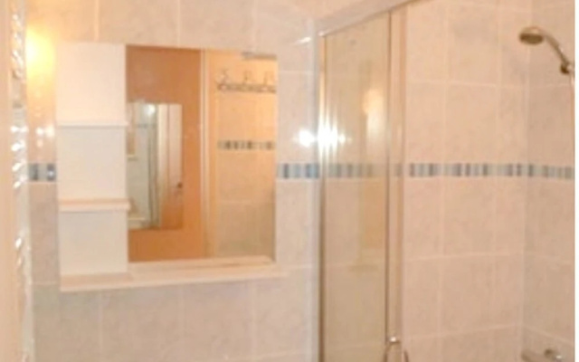 Apartment With one Bedroom in Bernières-sur-mer, With Enclosed Garden