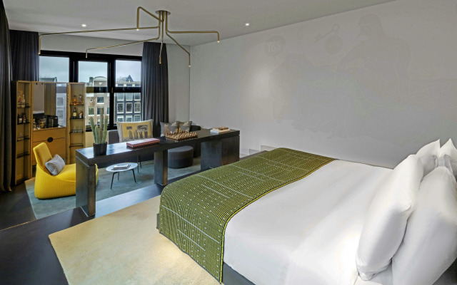 W Amsterdam