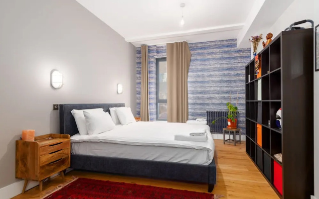 Stunning 2br Home W/Garden, 20 Min To Central!