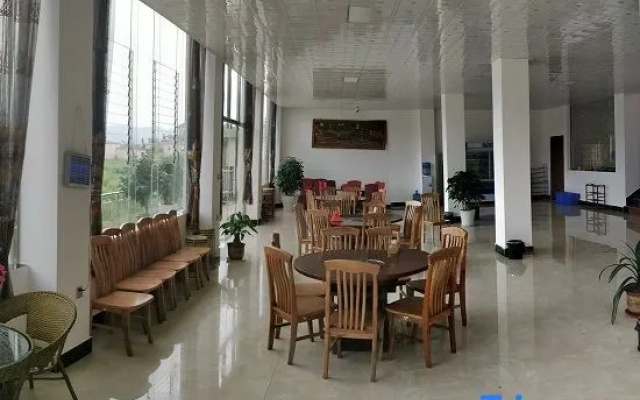 Xiangcun Zhouquan Hotel