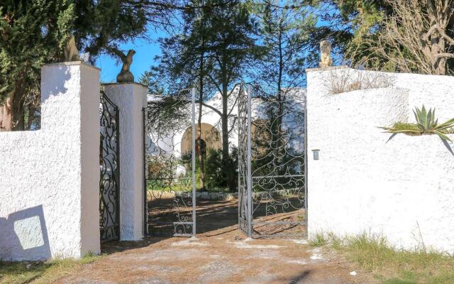 Отель Villa Le Cesine Верноле вид на фасад