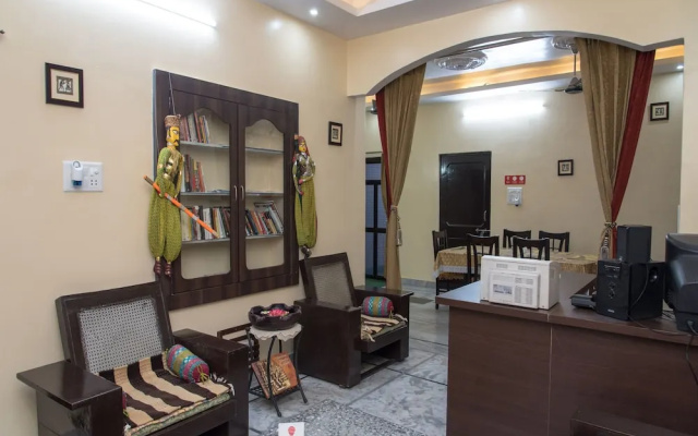 OYO Home 12741 Modern House near Geetanjali Hospital