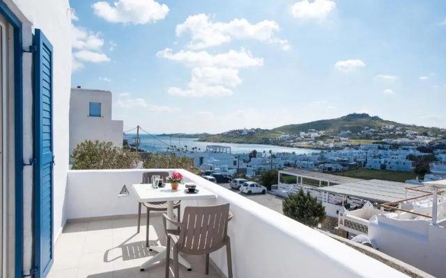 Marinas Studios