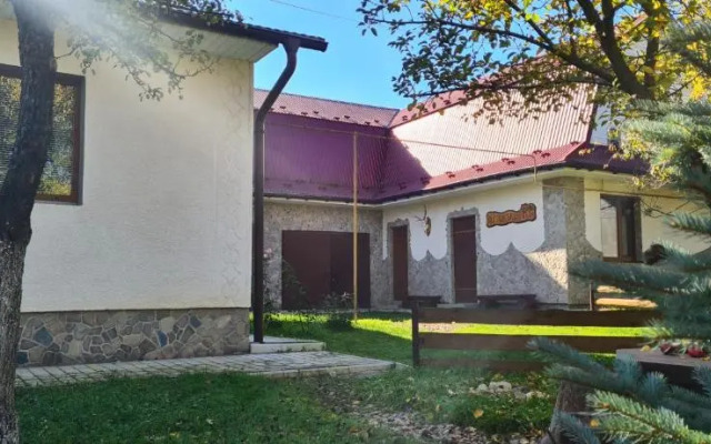 Usadba Okhotnichiy Dvor