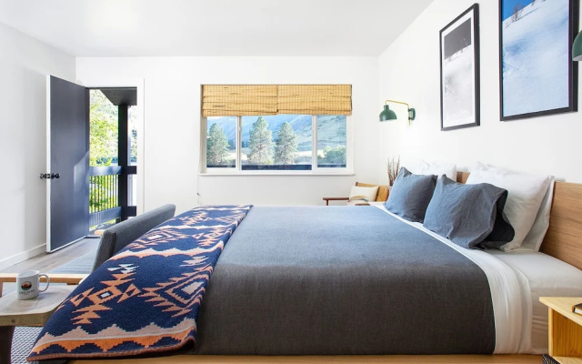 Steelhead Lodge