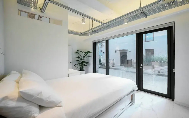 F9 Tailor Serviced Home near Hongik Univ