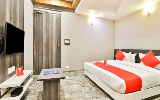 OYO 10962 Hotel Om Balaji