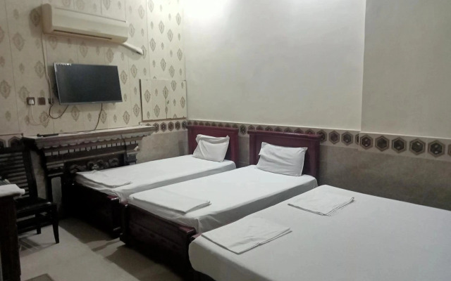 De-Metro Guest House