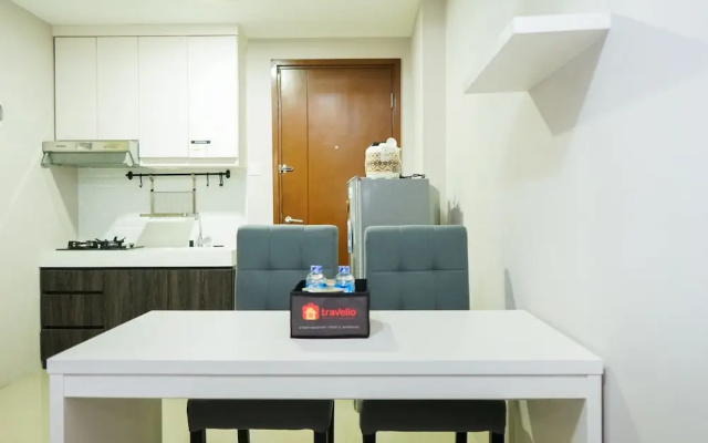 Homey and Comfy 1BR Signature Park Grande Apartment