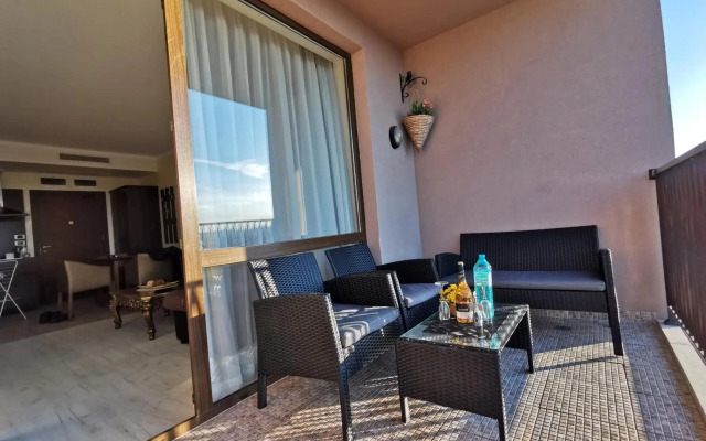 Apartment Royal Beach
