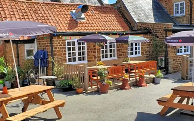 The George Inn