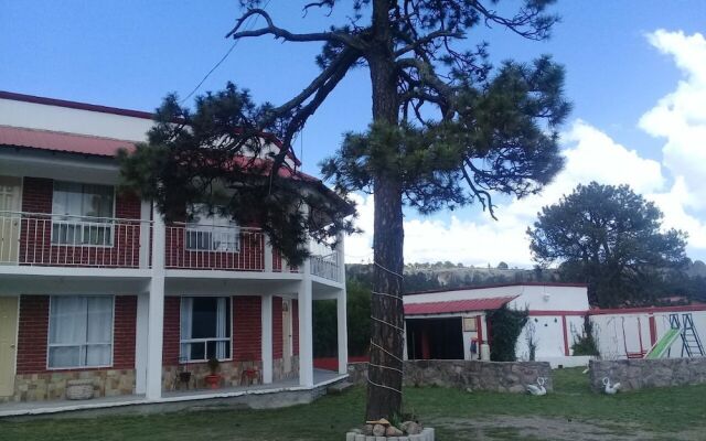 Hotel Real de Creel вид на фасад