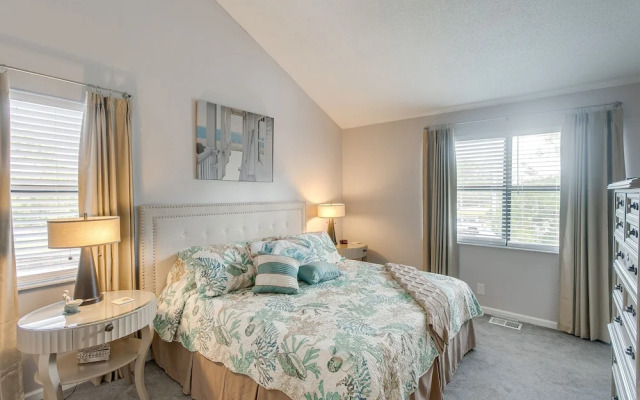 Coastal St Simons Retreat Near Gascoigne Bluff!