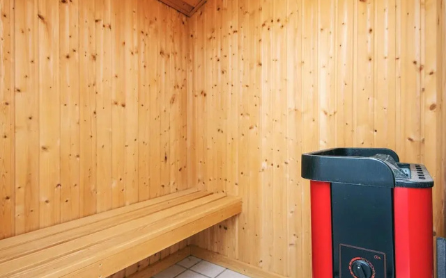 5 Star Holiday Home in Lokken