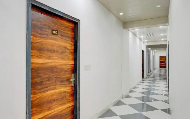 Hotel Downtown by Quadis - Sector 15 Noida
