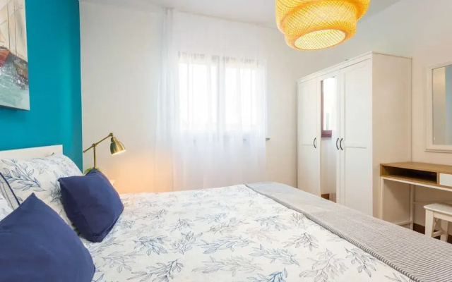 Apartment With Shared Swimming Pool