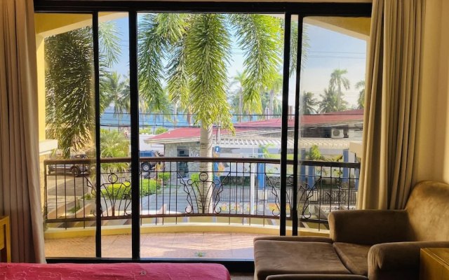 Bayfront Hotel Subic