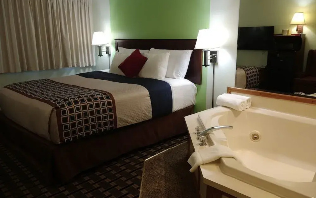 Super 8 by Wyndham Chisago City