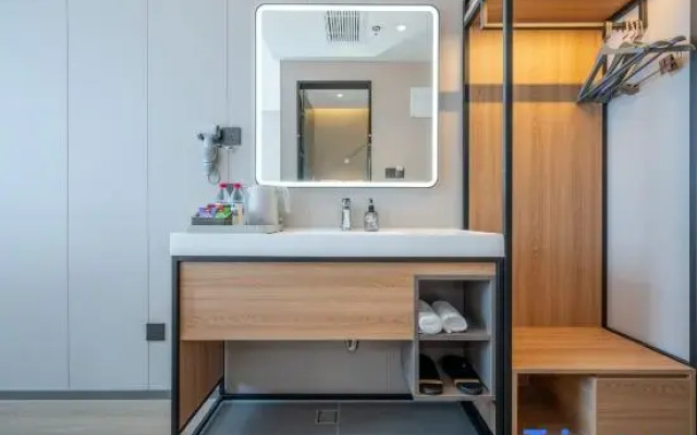 Homeinn Collection Hotel (Beijing Huilongguan Huoying Subway Station)
