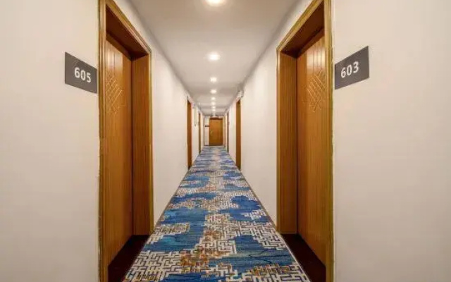 Pai Hotel (Zhuhai Gongbei Port Pedestrian Street)