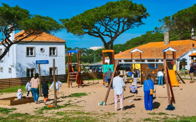 Oasis Backpackers Hostel Sintra Surf