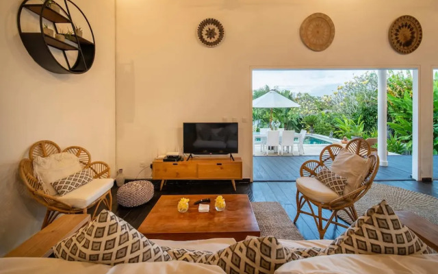 Traditional Private Villa, 3 BR, Uluwatu