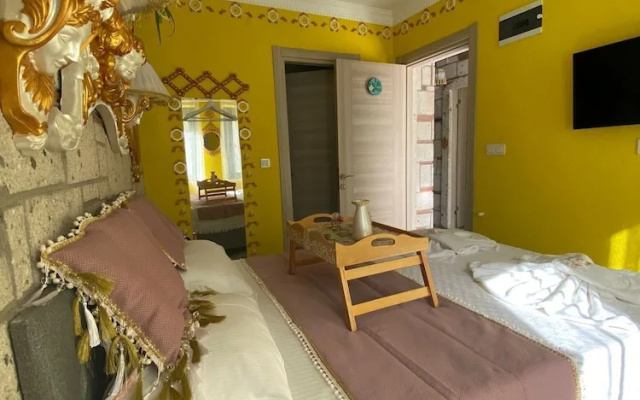 Lamur Otel