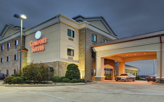 Comfort Suites Lindale - Tyler North in Lindale, United States of America from 109$, photos, reviews - zenhotels.com hotel front