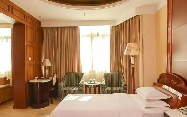 Tibet Holy Holiday Inn