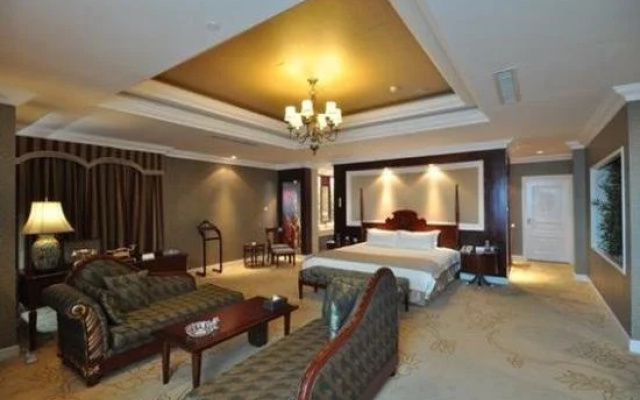 Golden Dome International Hotel