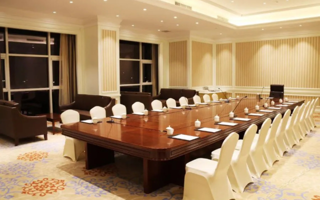 Macrolink Legend Hotel