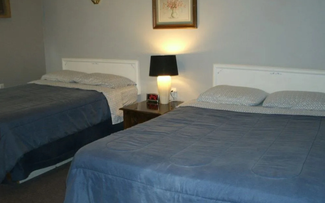 Harbor Beach Inn