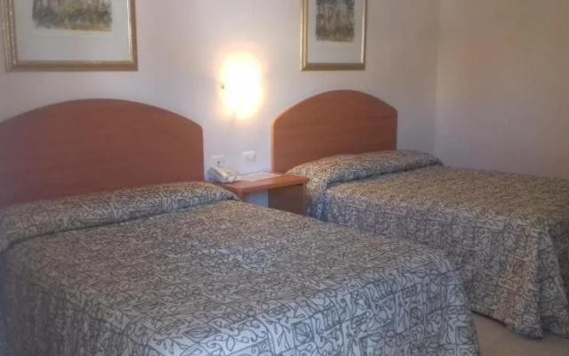 Guaymas Inn