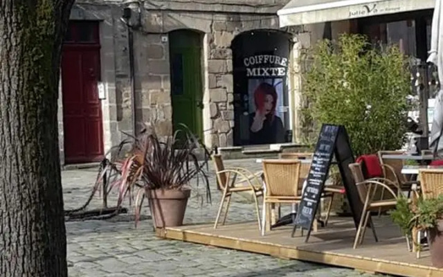 Le Studio de St-Sauveur (Adults Only)