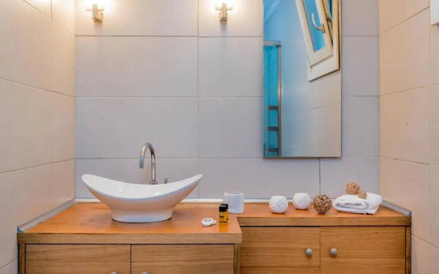 Astarte Villas - Asante 5 Bedroom Villa with Private Pool