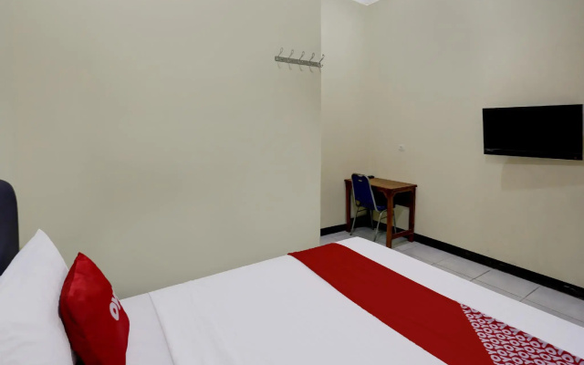 OYO 3767 Permata House