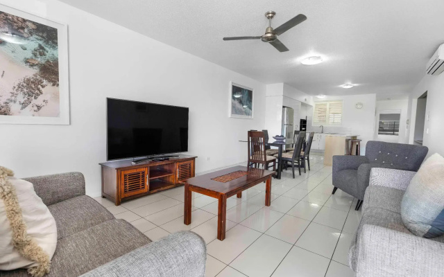 Beaches on Lammermoor Apartments