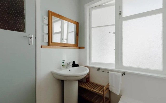 The Barefoot Bungalow - Opunake Beach