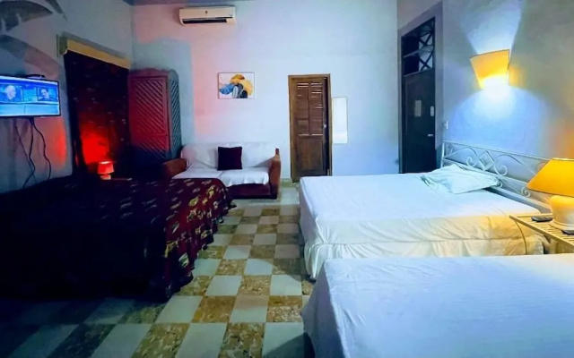 Hotel bless