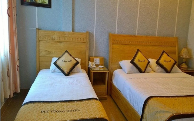 Duc Vuong 2 Hotel