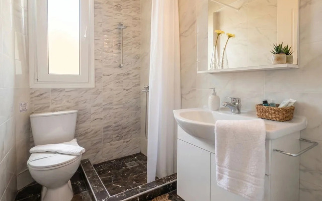 Lilu Villa 2 With Private Pool and Seaview