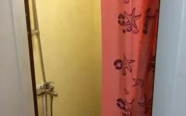 Hostel on Dorozhniy 1/1