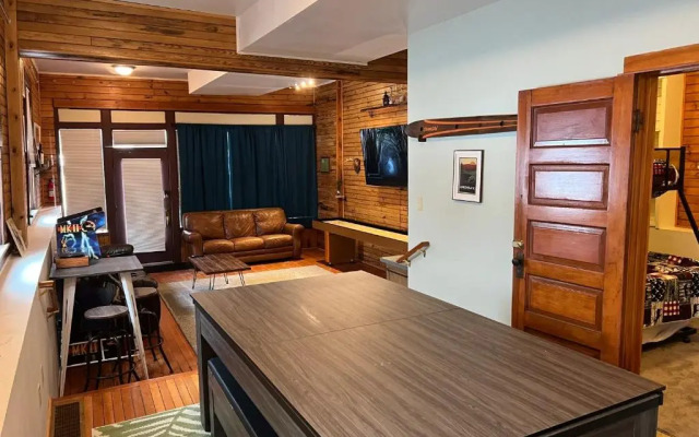 North Creek All Season Rental
