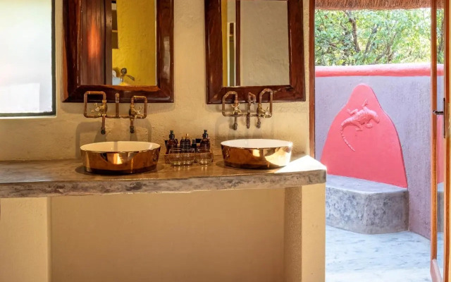 Motswari African Retreat & Walking Safaris by Newmark