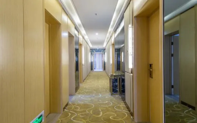 Houma Huaqiang Hotel