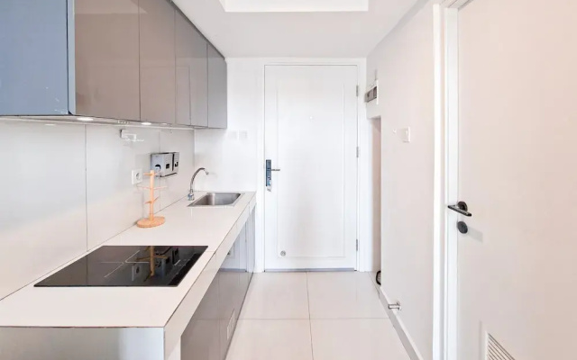 Homey Studio Loft Kingland Avenue Apartment